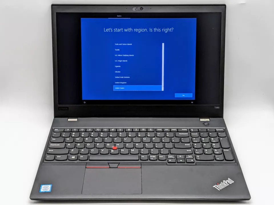 KIT ThinkPad T580 15.6”: incluye 1 Año de Antivirus + 1TB Nube + 1 Año Garantía